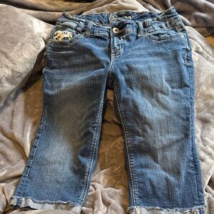 Ariya Dark Wash Denim Capri Jeans - Blue